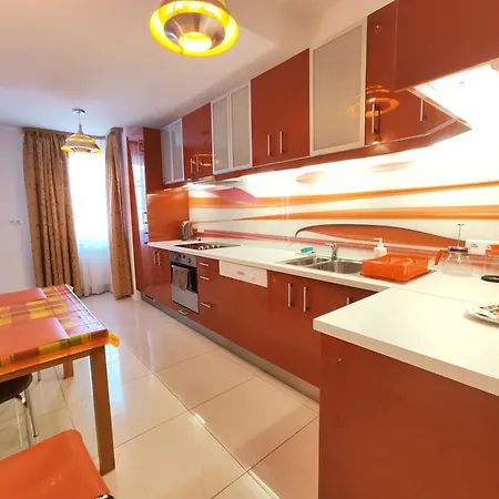 Kazimierza Wielkiego 84 By Homeprime *